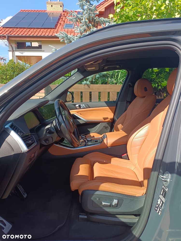 BMW X5 xDrive40i - 9