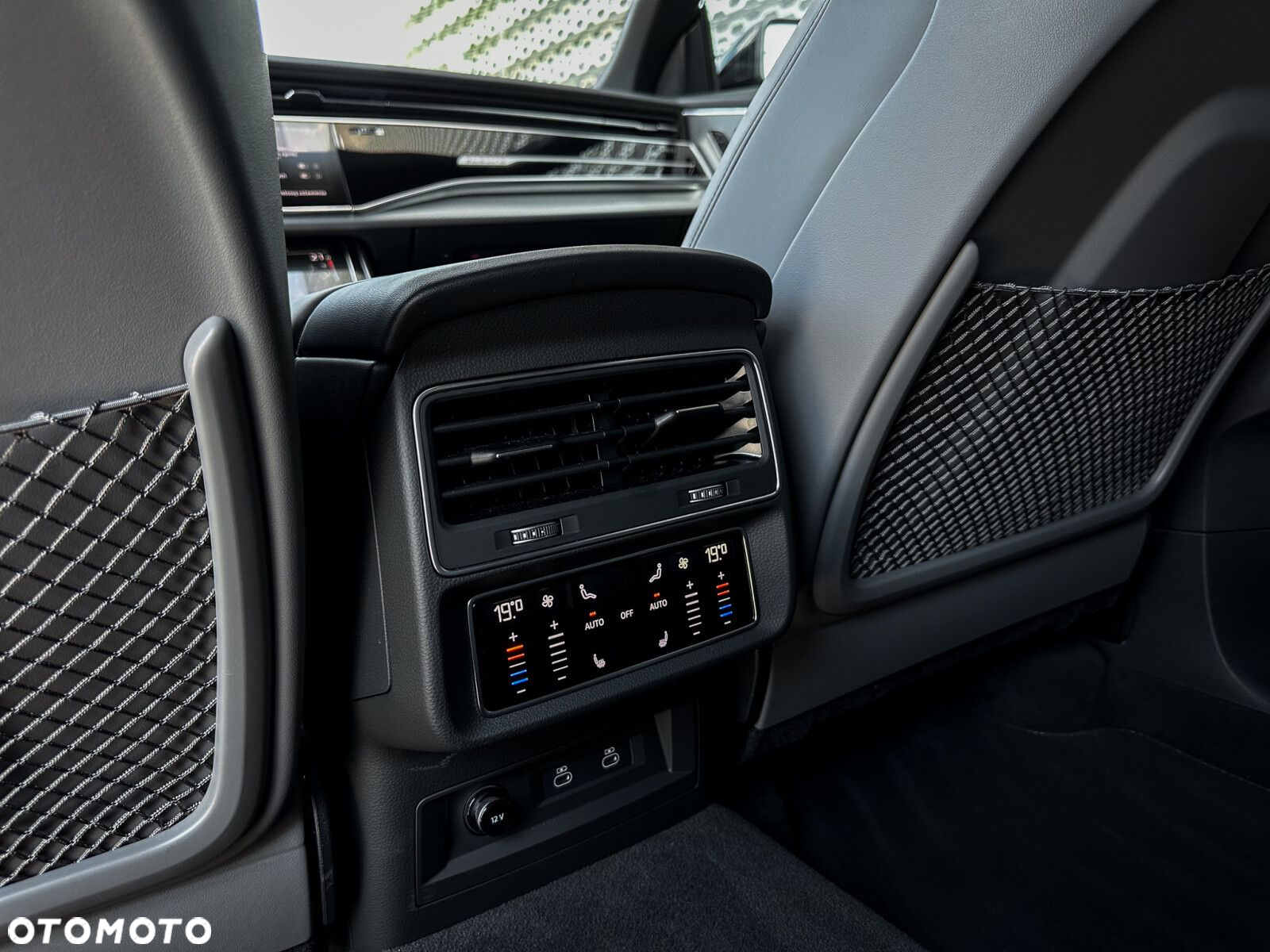 Audi SQ8 - 39