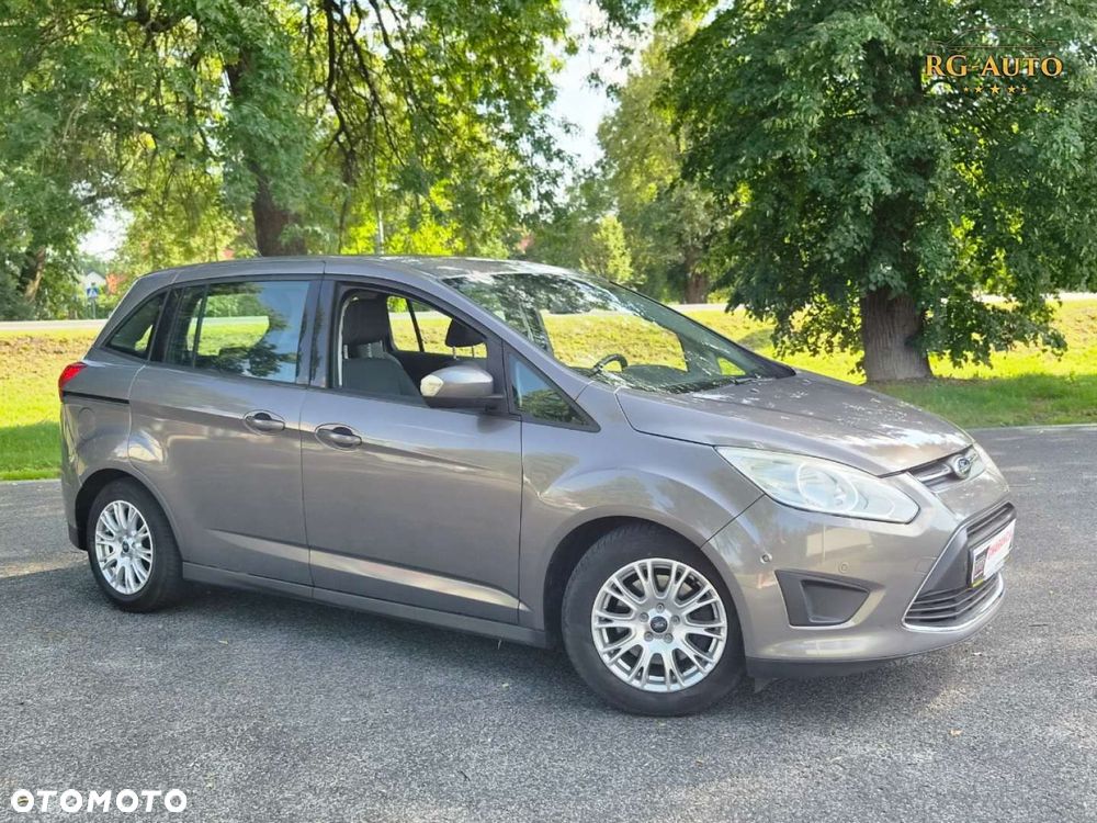 Ford Grand C-MAX - 15