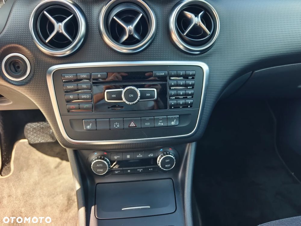 Mercedes-Benz Klasa A 200 d 7G-DCT AMG Line - 11