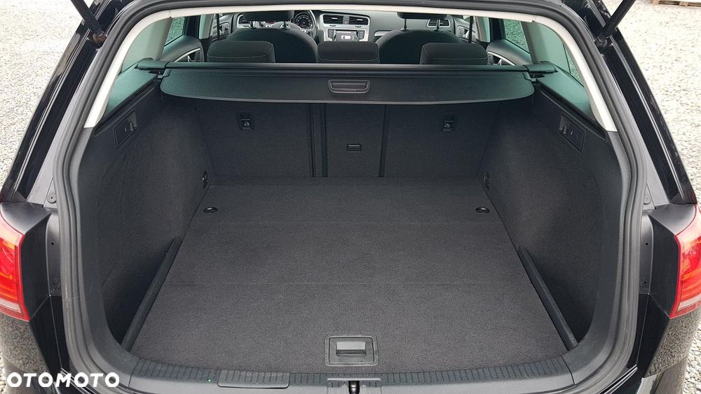 Volkswagen Golf Variant 2.0 TDI BlueMotion Technology Lounge - 15