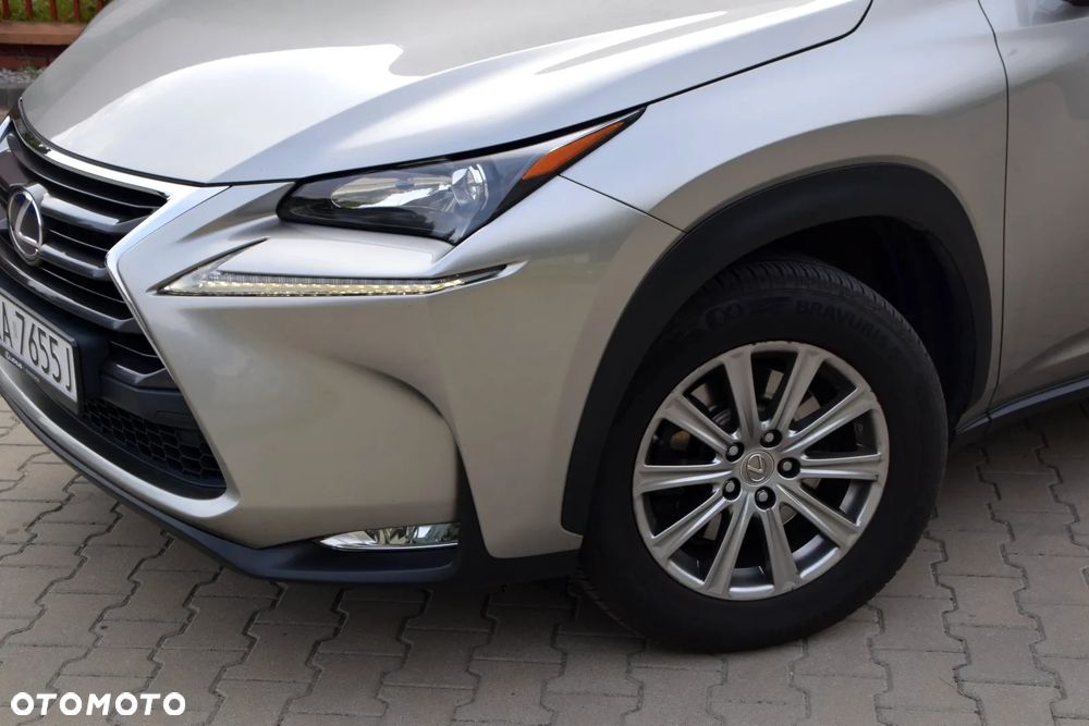 Lexus NX 300h Elite AWD - 17