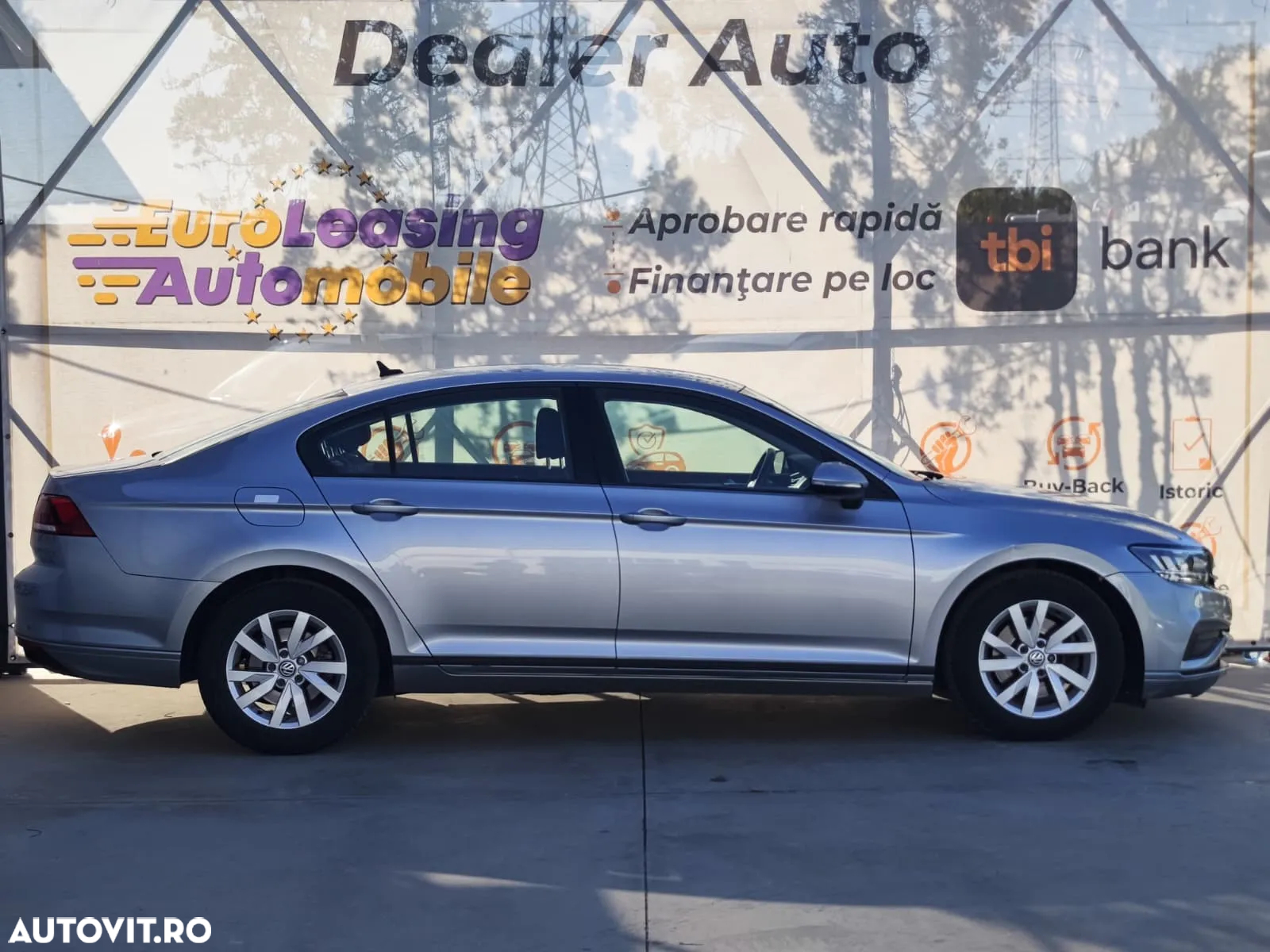 Volkswagen Passat 1.5 TSI ACT DSG Advance - 4
