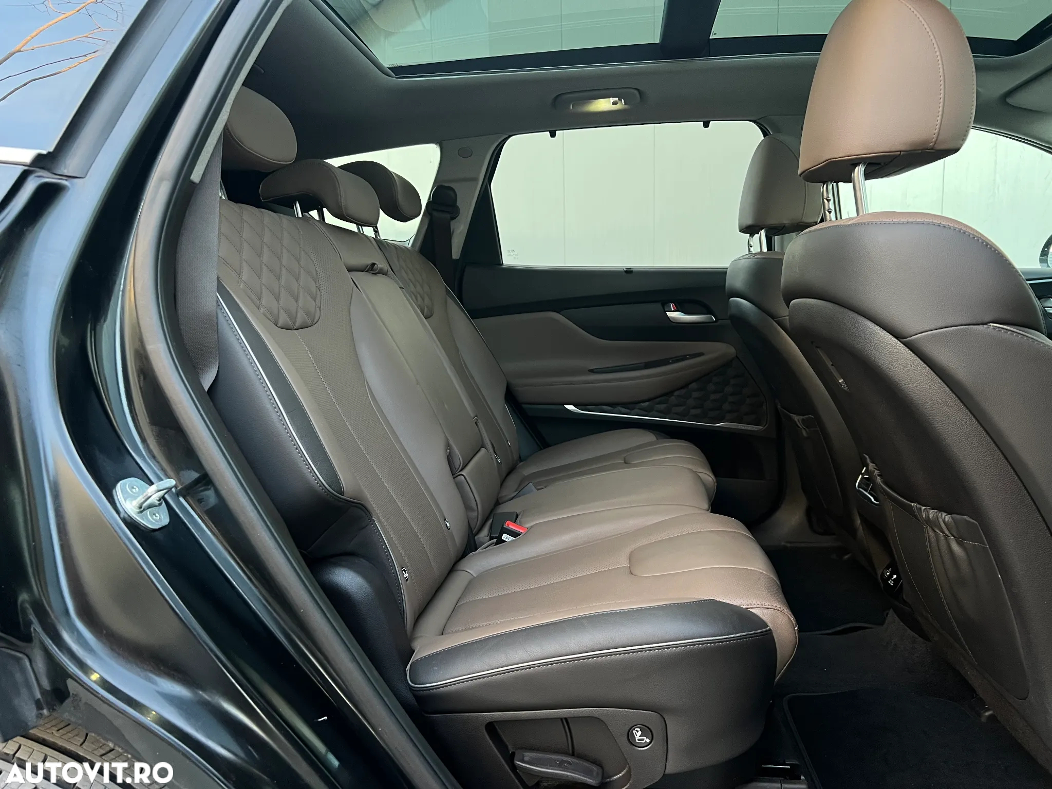 Hyundai Santa Fe Plug-in Hybrid 1.6 l 265 CP 4WD 6AT Luxury - 8