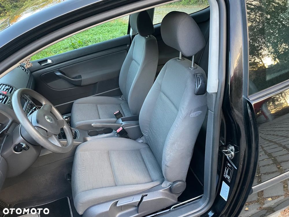 Volkswagen Golf ver-v-1-4-entry - 13