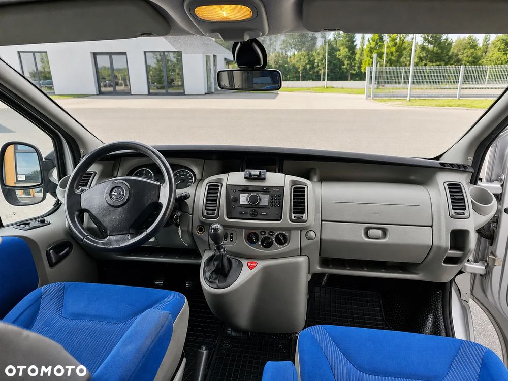 Opel Vivaro L1H1 2.7t - 11