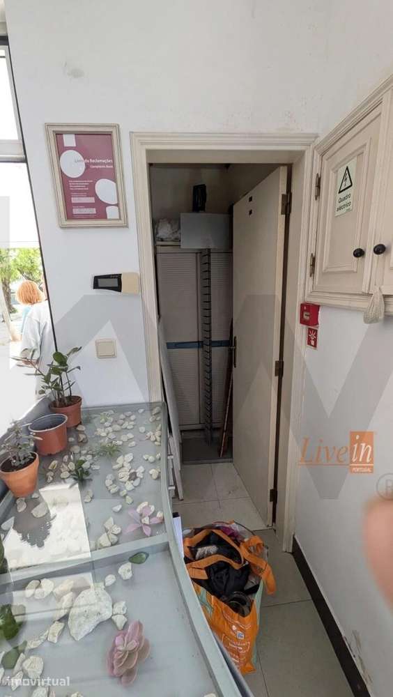Loja Comercial com 28m2 para Arrendar em São Domingos de Rana (Cascais - Grande imagem: 3/8