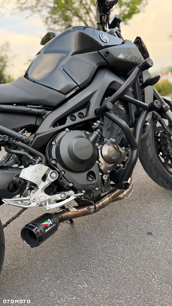 Yamaha MT - 12