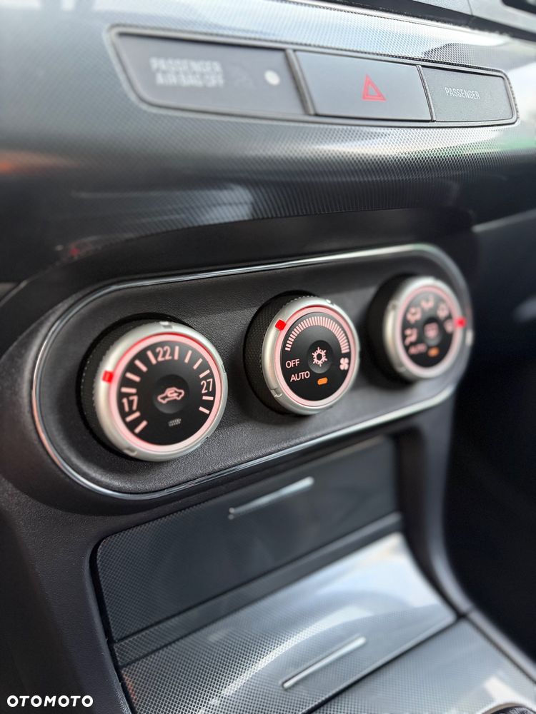 Mitsubishi Lancer 1.8 Instyle NAVI - 29