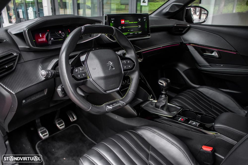 Peugeot 208 1.2 PureTech GT - 25