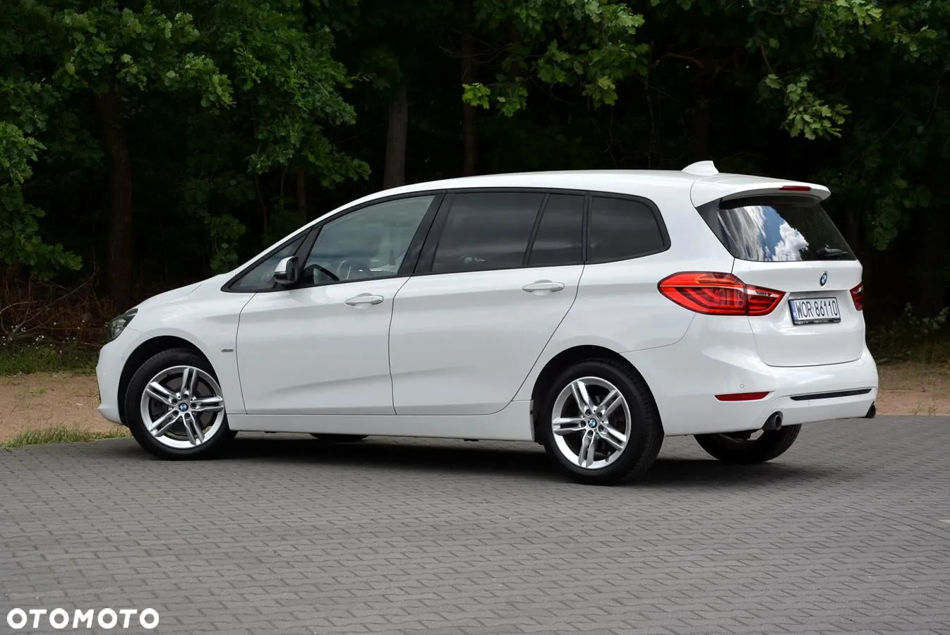 BMW Seria 2 220d Gran Tourer Sport Line - 4