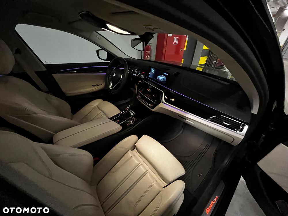 BMW Seria 5 520d Sport Line - 7