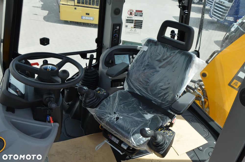 JCB 3CX PLUS 2026r / SILNIK 4,8L 109km / 87mth ! / KLIMA / SZYBKOZŁĄCZE / DWUKIERUNKOWA INSTALACJA / 20" / ZAMEK / 8751 - 16