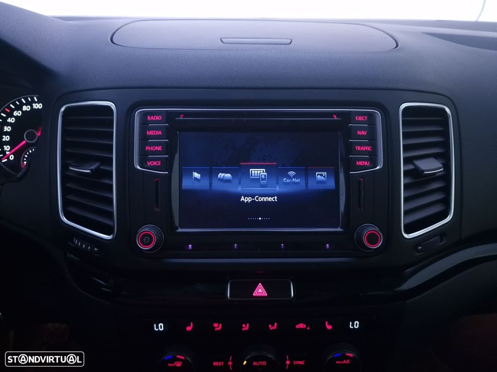 VW Sharan 2.0 TDI Blue Highline - 45