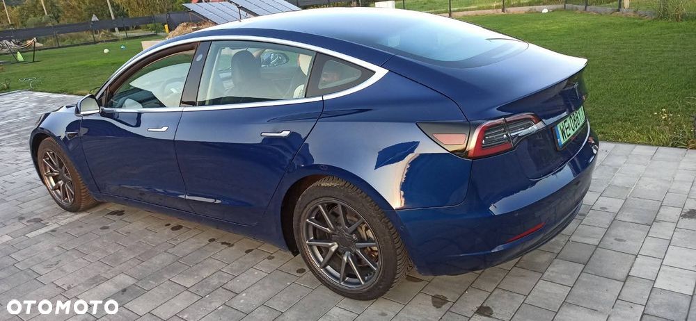 Tesla Model 3 Long Range AWD - 4