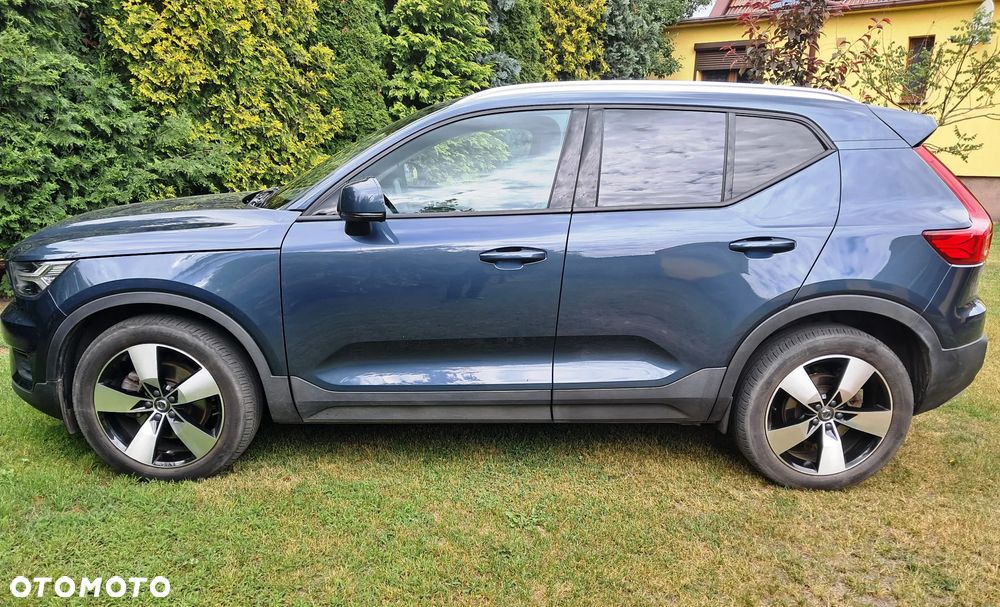 Volvo XC 40 T5 AWD Momentum - 9