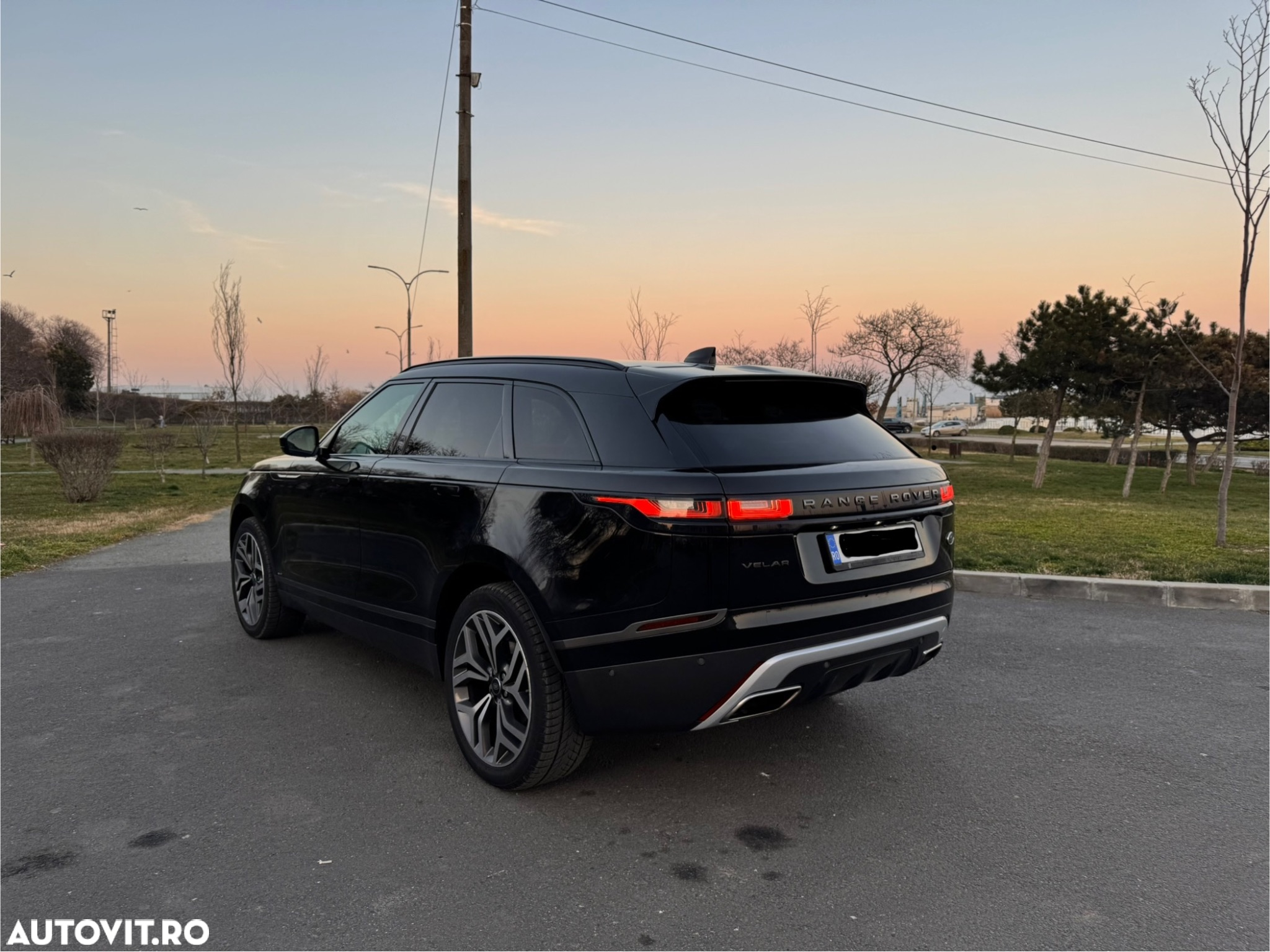 Land Rover Range Rover Velar 3.0 R-Dynamic - 6