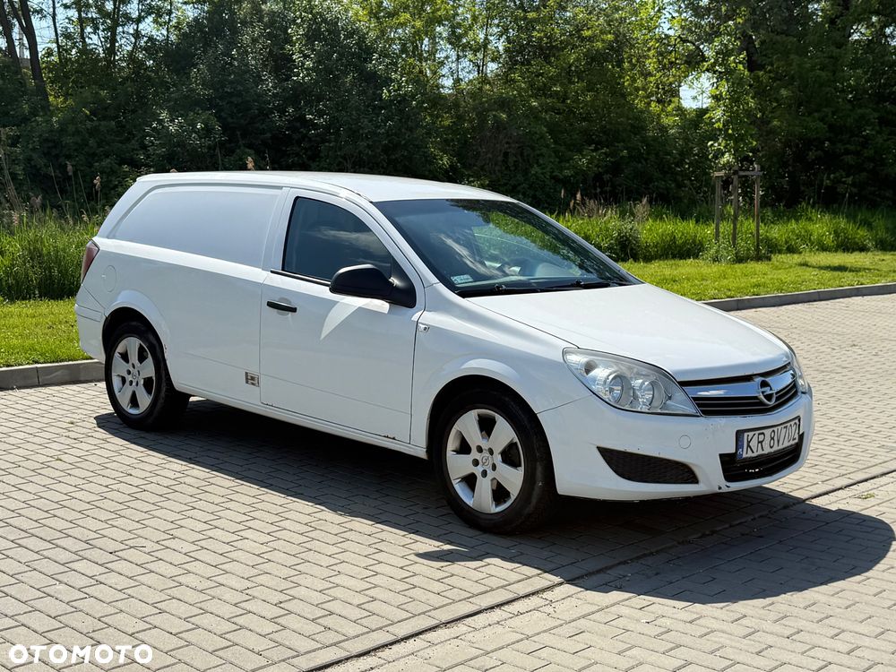 Opel Astra 1.3 CDTI Cosmo - 1