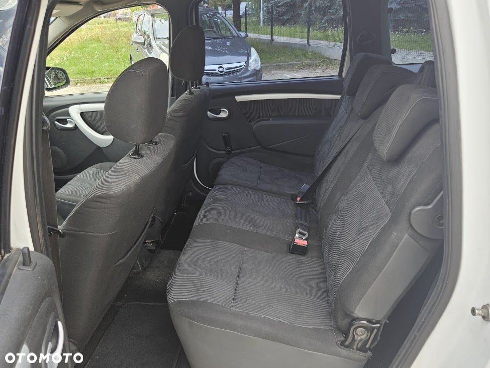 Dacia Logan 1.6 Access - 12