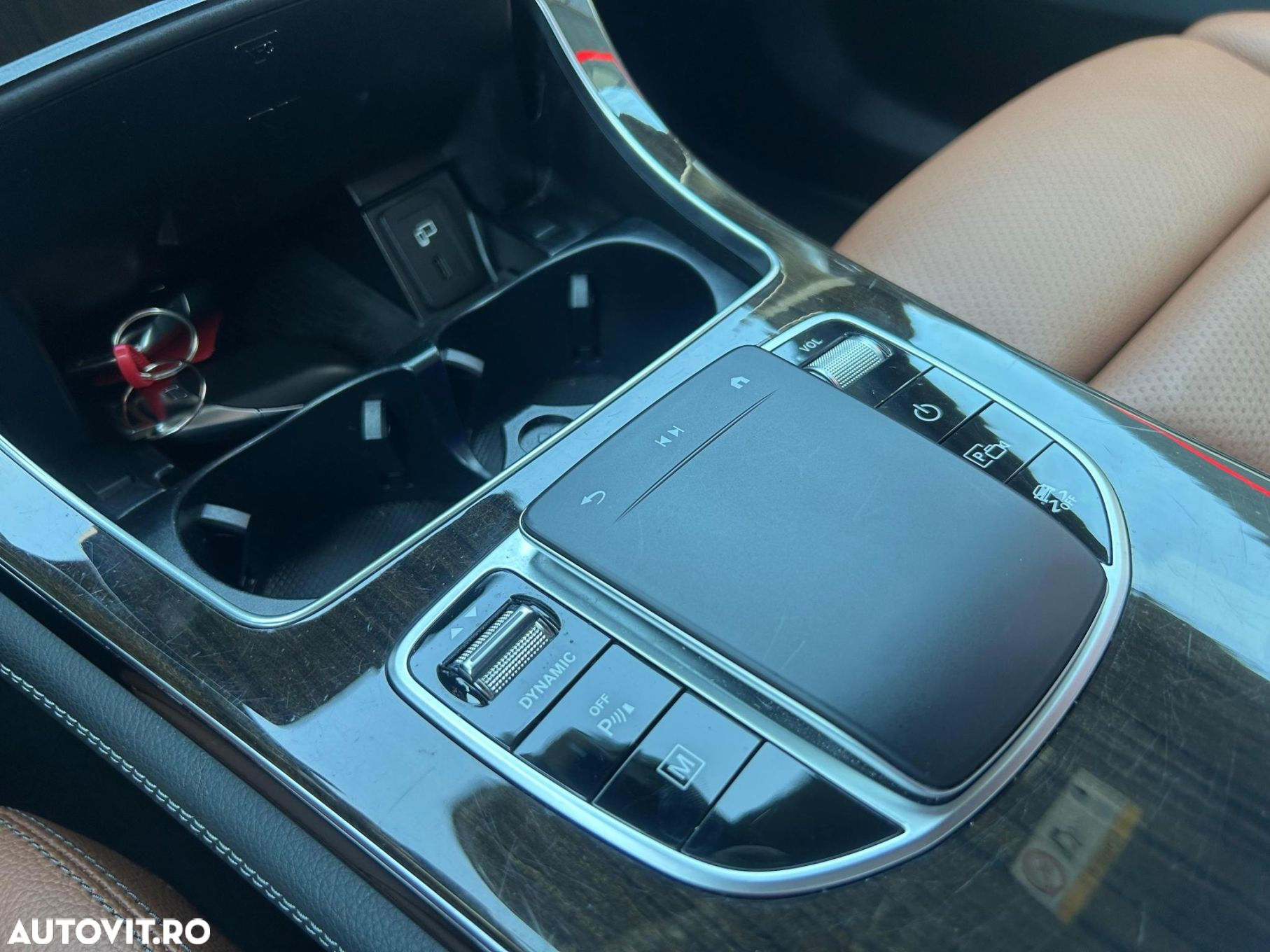 Mercedes-Benz GLC Coupe 300 e 4Matic 9G-TRONIC AMG Line - 19