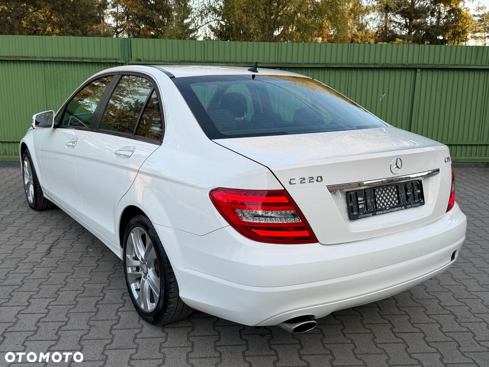 Mercedes-Benz Klasa C 220 (BlueTEC) d BlueEffICIENCY Edition 7G-TRONIC - 13