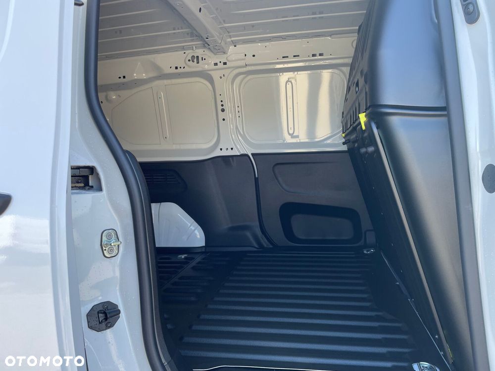 Opel Combo Cargo Combo Cargo Furgon XL Diesel 100KM Manual - 10