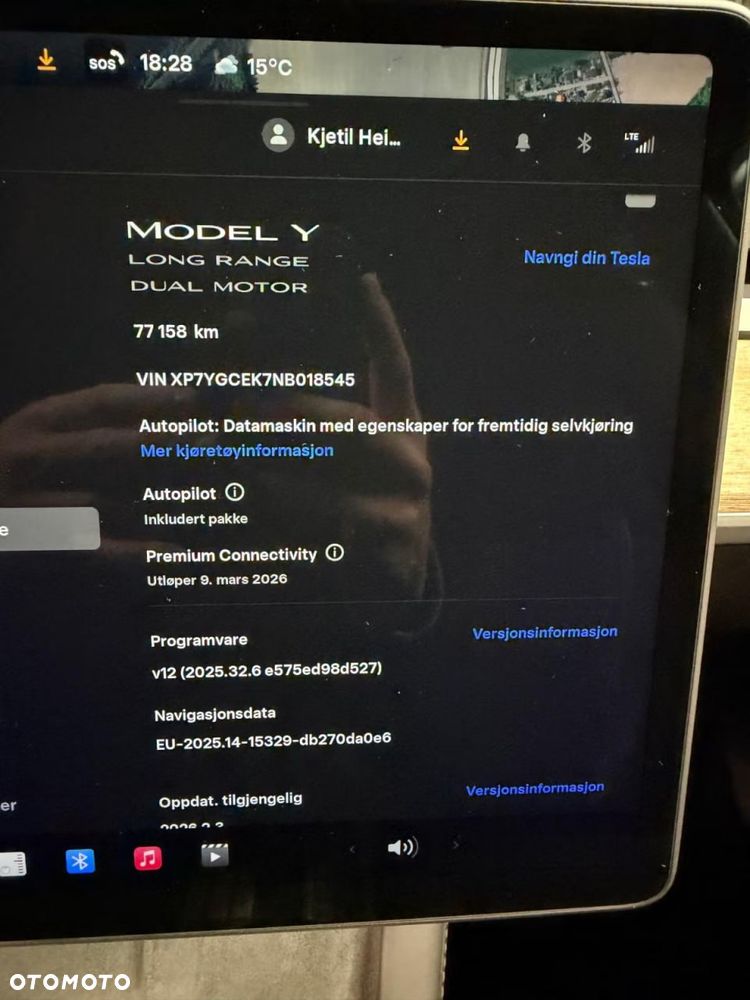 Tesla Model Y Long Range Dual Motor AWD - 11