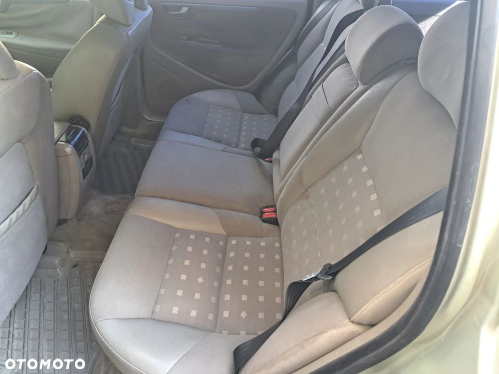 Volvo V70 2.4 Summum - 3