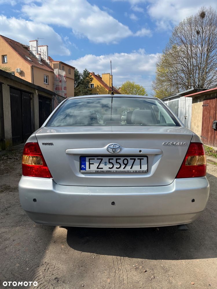 Toyota Corolla 1.6 VVT-i Sol - 9