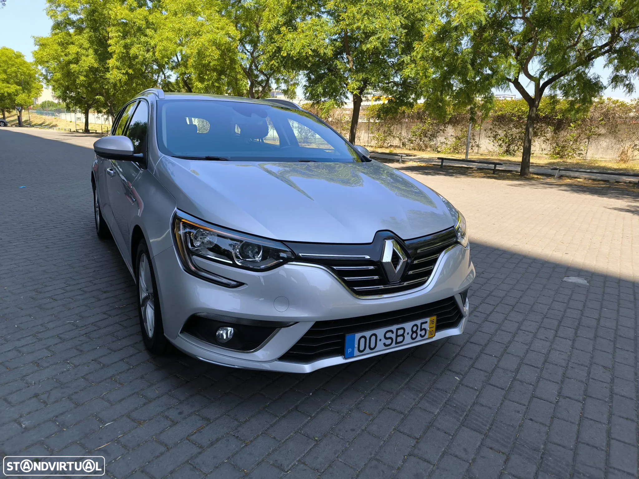 Renault Mégane Sport Tourer 1.5 dCi Intens - 9