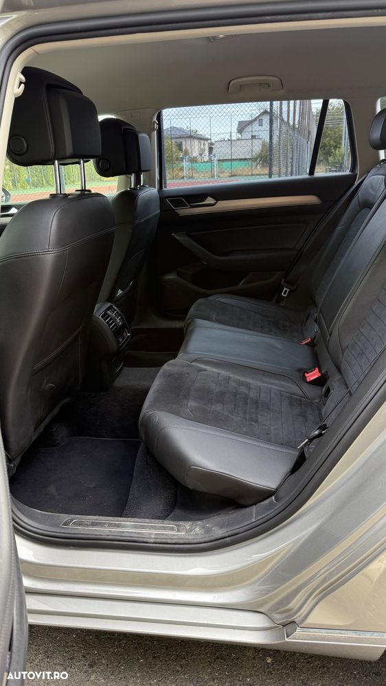 Volkswagen Passat Variant 2.0 TDI DSG 4Motion Highline - 8
