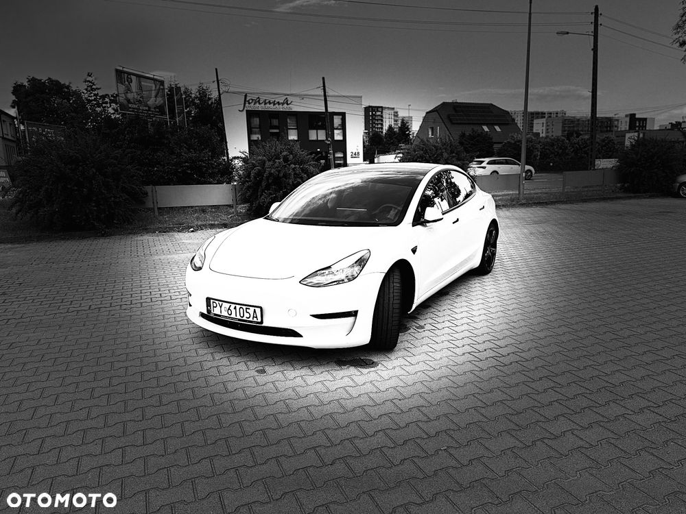 Tesla Model 3 Long Range AWD Premium - 1
