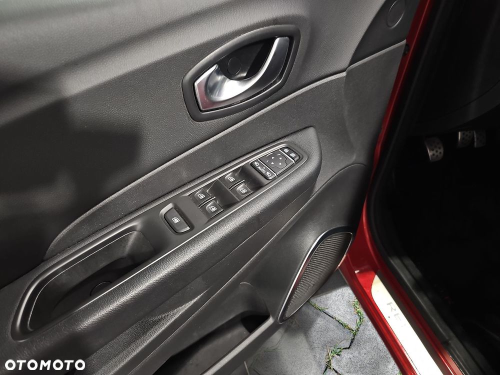 Renault Captur 1.3 Energy TCe FAP Red Edition - 19