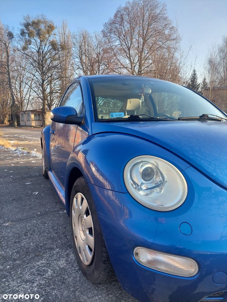 Volkswagen New Beetle - 14