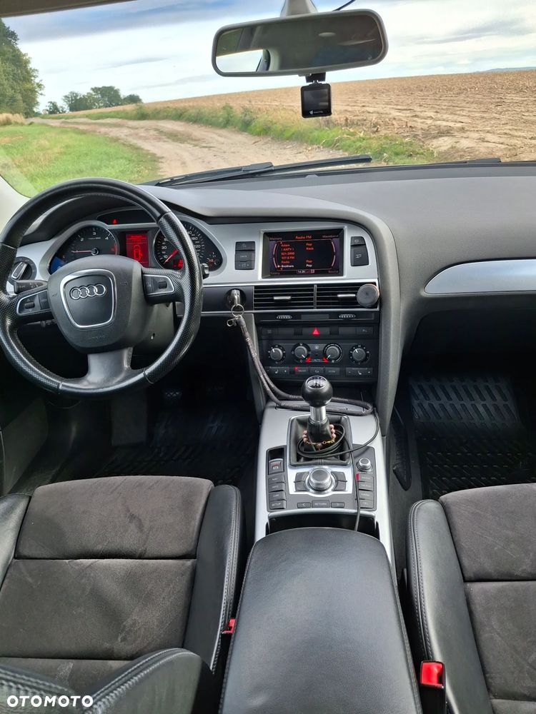 Audi A6 Avant - 13