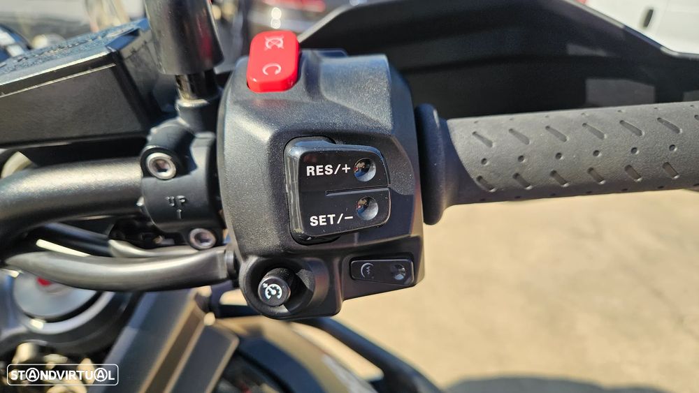 Triumph Tiger XCX - 11