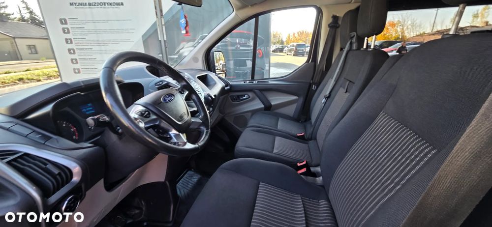 Ford TRANSIT CUSTOM - 29