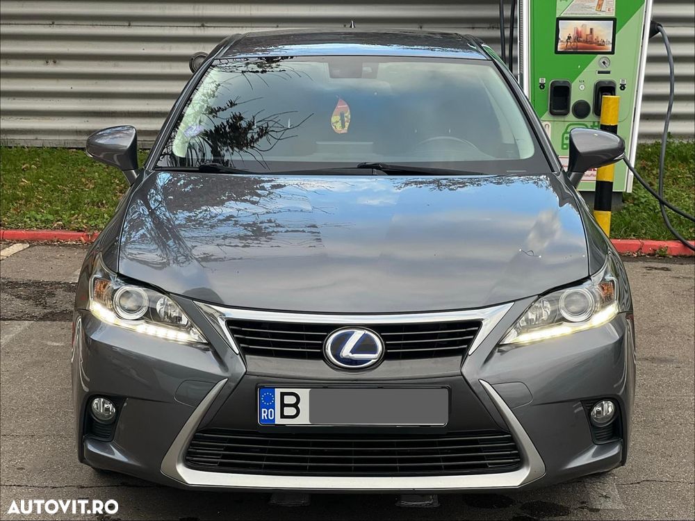 Lexus CT 200h - 1