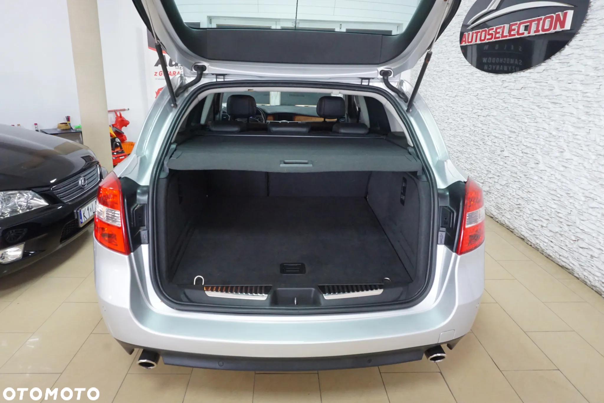 Renault Laguna 2.0 16V Turbo Initiale - 16