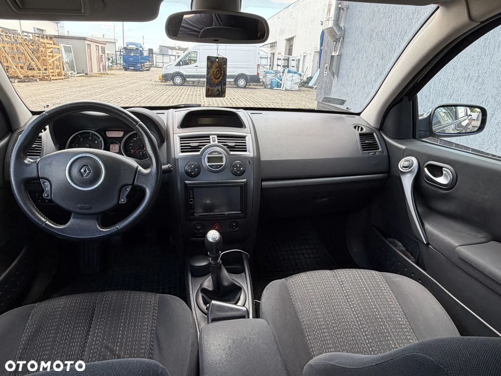 Renault Megane 1.5 dCi Dynamique - 5