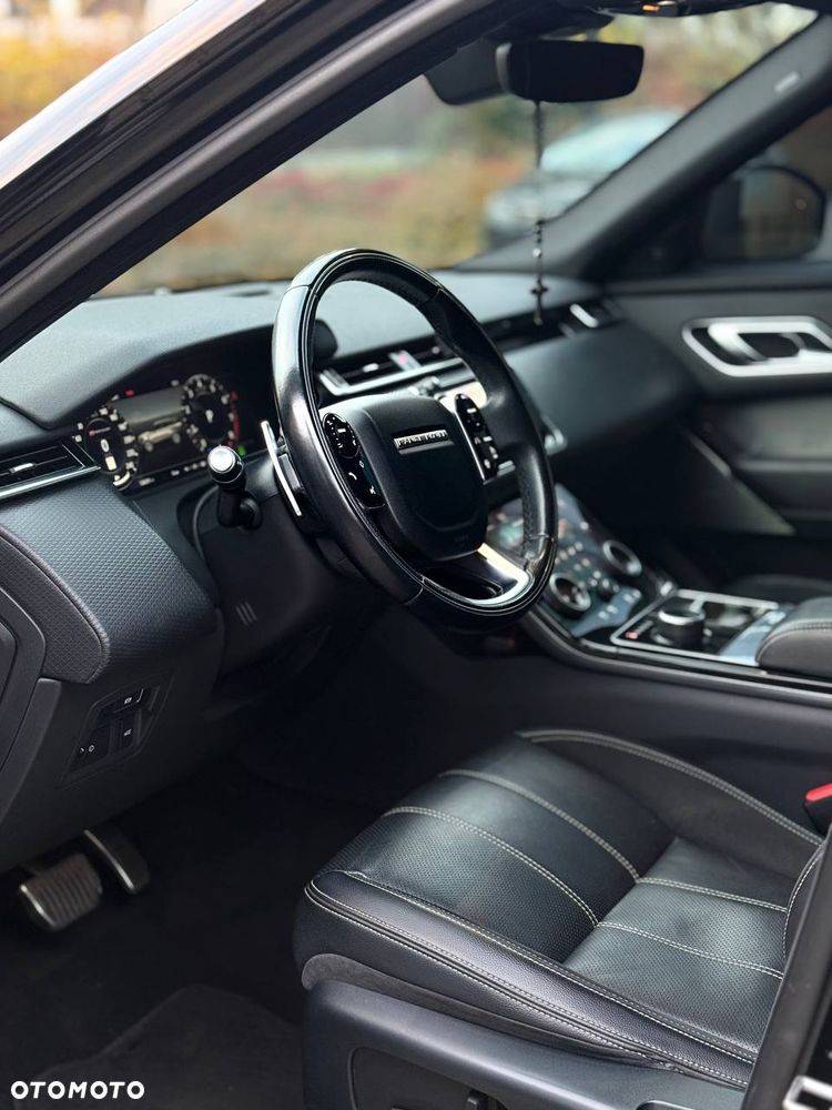 Land Rover Range Rover Velar P250 R-Dynamic SE - 12