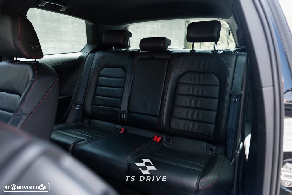 VW Golf 2.0 TSi GTi DSG - 9