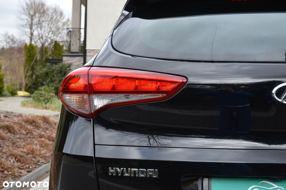 Hyundai Tucson blue 1.7 CRDi 2WD Advantage - 38