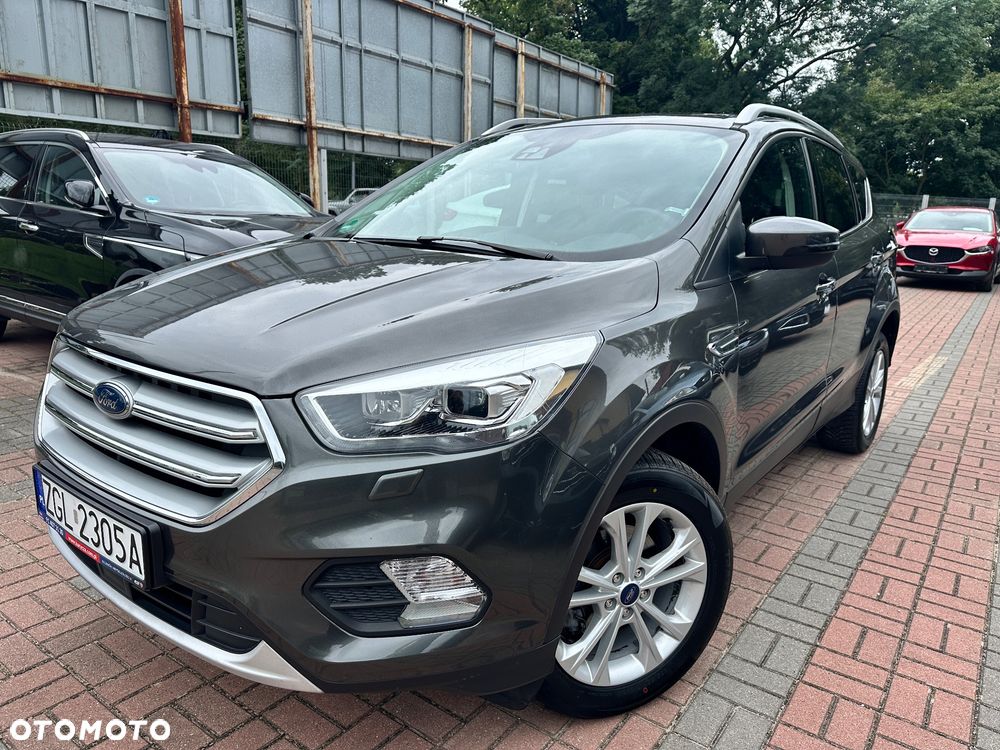 Ford Kuga 1.5 EcoBoost 2x4 Titanium - 1