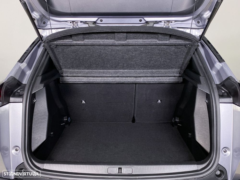 Peugeot 2008 1.2 Hybrid Allure e-DCS6 - 8