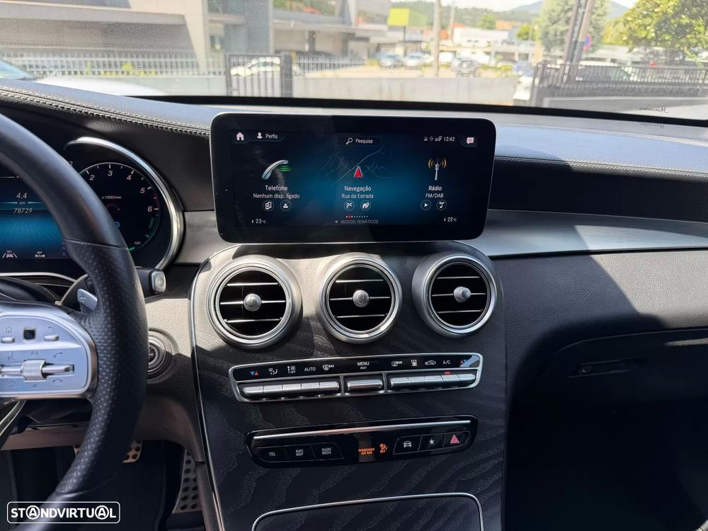 Mercedes-Benz GLC 300 de 4Matic 9G-TRONIC AMG Line Plus - 11