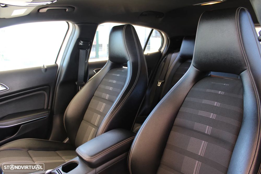 Mercedes-Benz GLA 220 d - 28