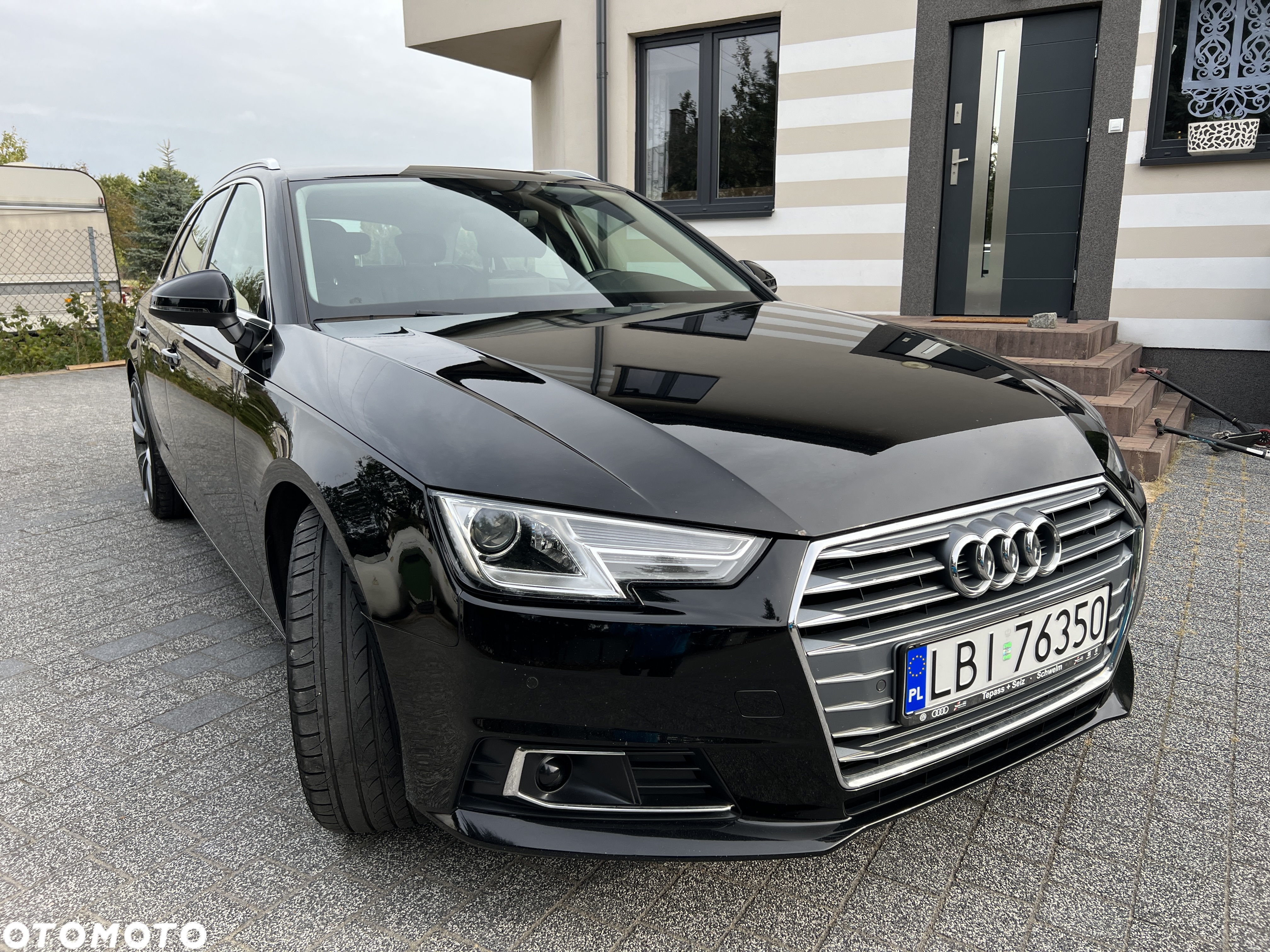 Audi A4 - 4