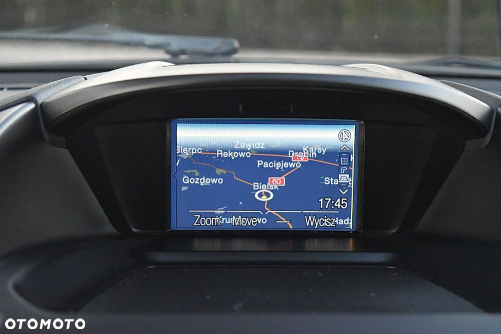 Ford Kuga 2.0 TDCi 2x4 Titanium - 24