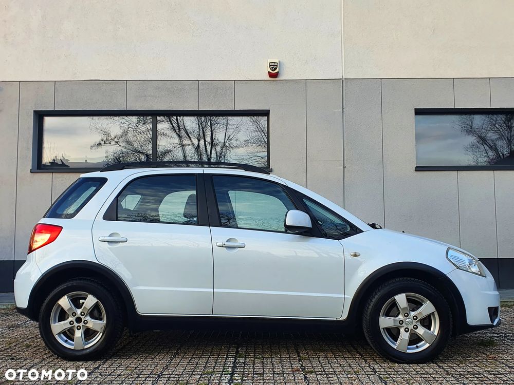 Suzuki SX4 1.6 VVT Automatik 4x2 Comfort - 5